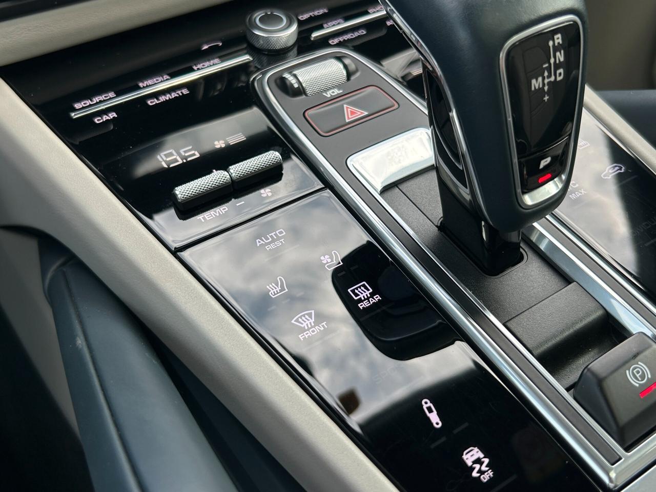 Porsche Cayenne Coupe 3.0 V6 tiptronic