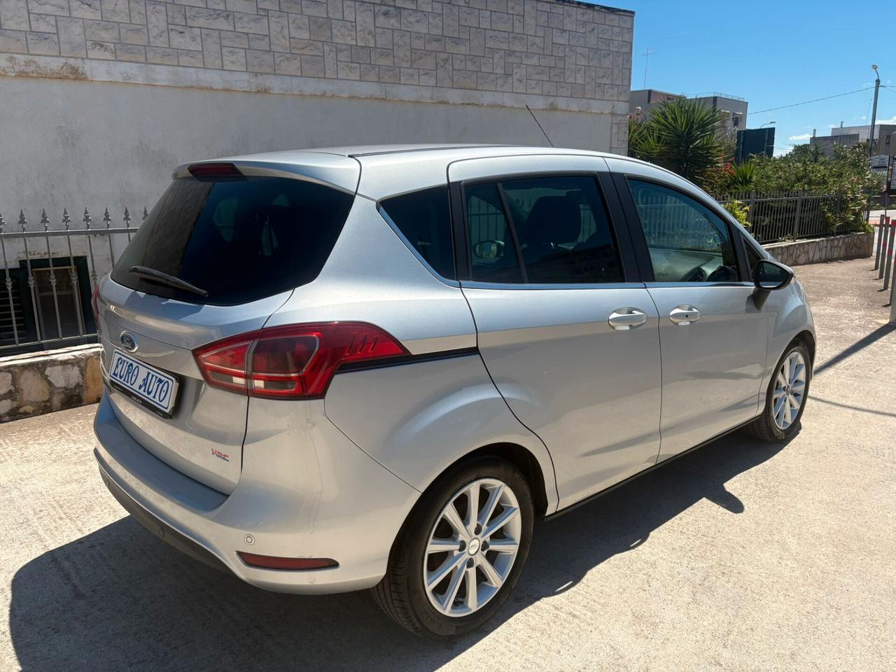 Ford B-Max 1.5 TDCi 75 CV Titanium