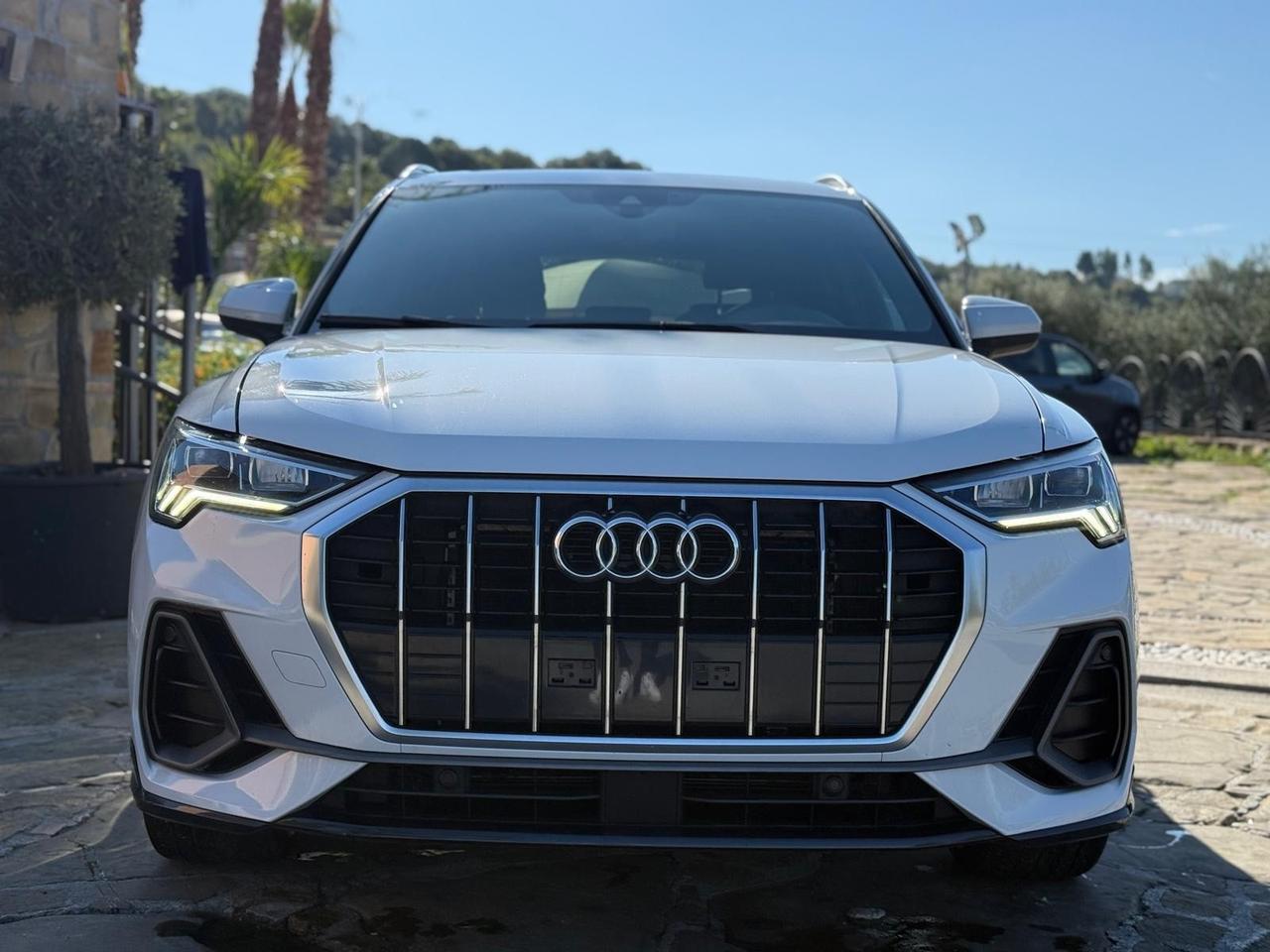 Audi Q3 35 TDI S tronic line edition