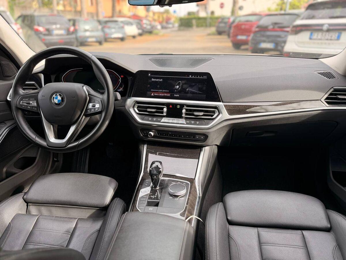 BMW Serie 3 320d mhev 48V xdrive Luxury auto