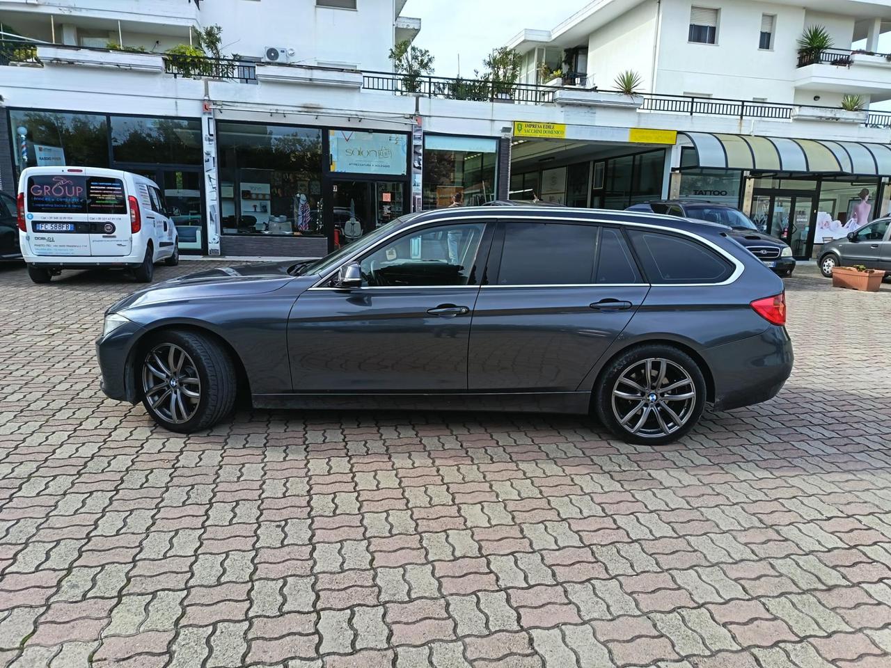 BMW 320 TOURING