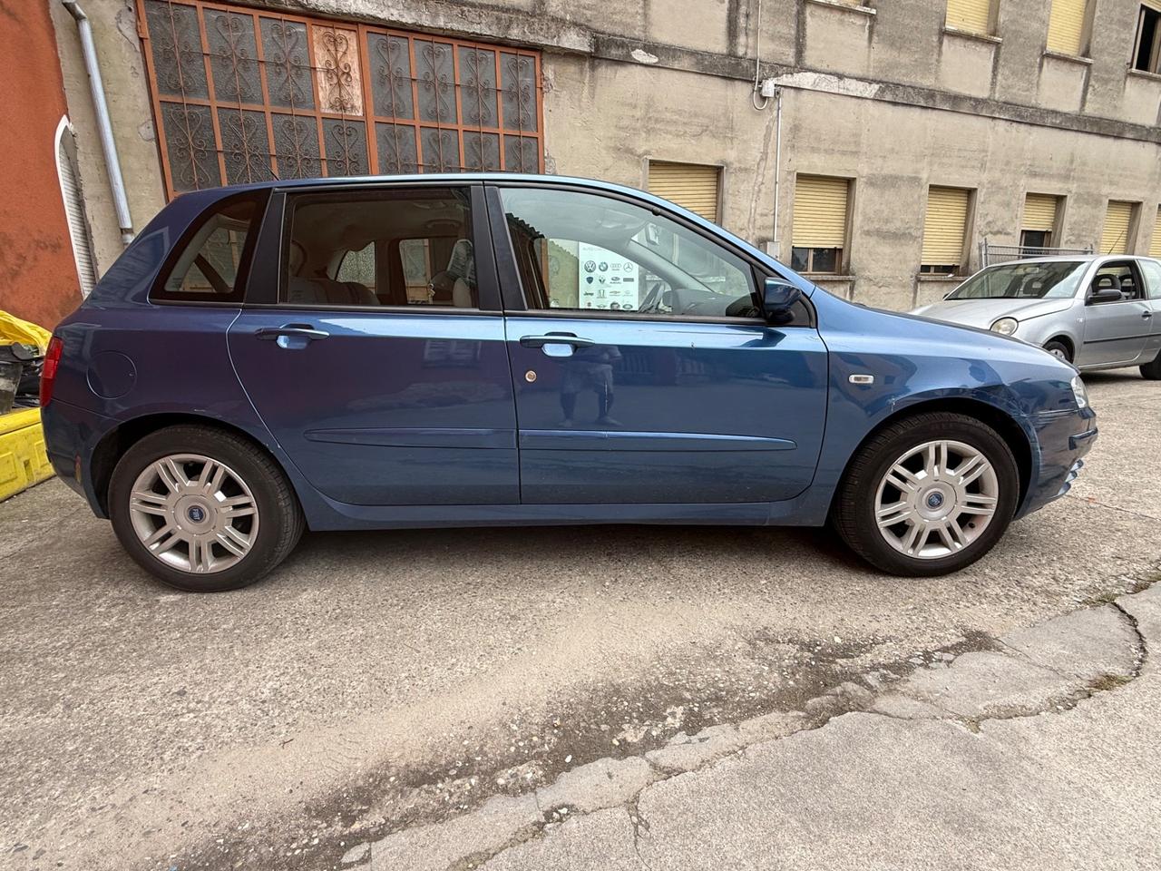 Fiat Stilo 1.6i 16V 5 porte Dynamic