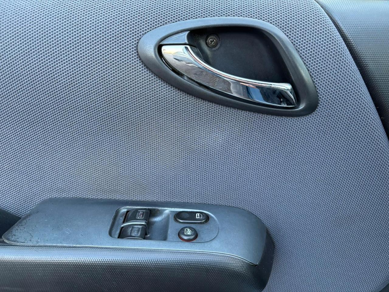 Honda Jazz 1.2 i-DSi 5p. 78cv NEOPATENTATI