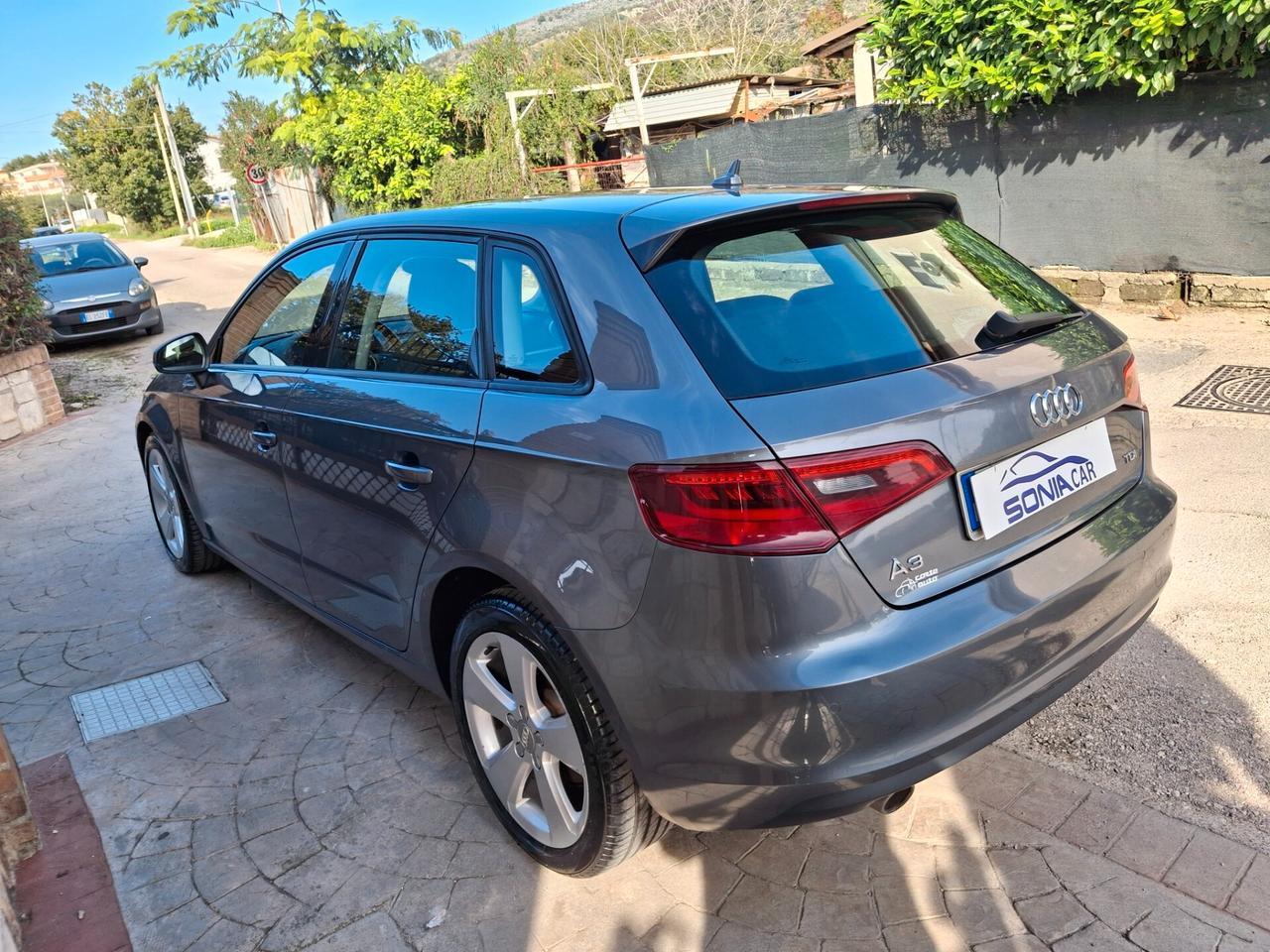 Audi A3 1.6 TDI clean diesel Ambition