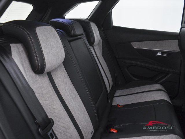 PEUGEOT 3008 Hybrid 225 e-EAT8 GT