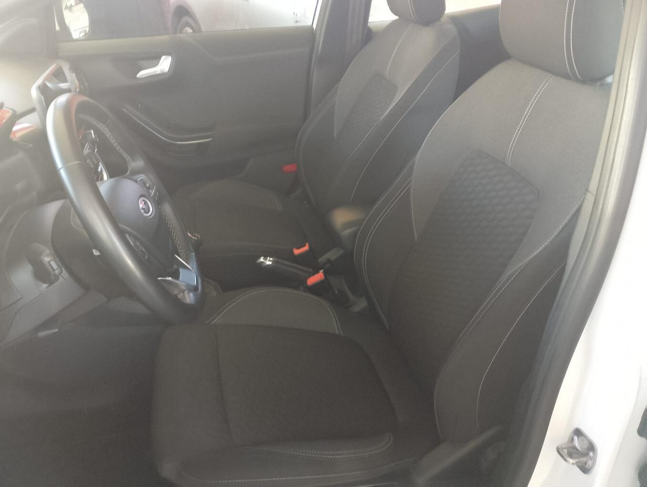 Ford Puma 1.0 EcoBoost Hybrid 125 CV S&S Titanium