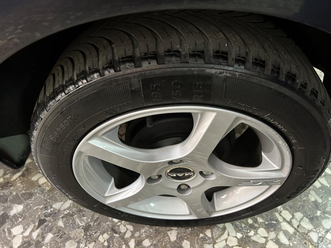 Ford Fiesta 1.4 TDCi Neo Patentati