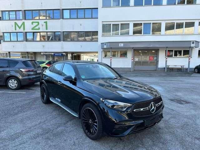 Mercedes-Benz GLC 300 DE 4MATIC PLUG-IN HYBRID COUPE' AMG TETTO