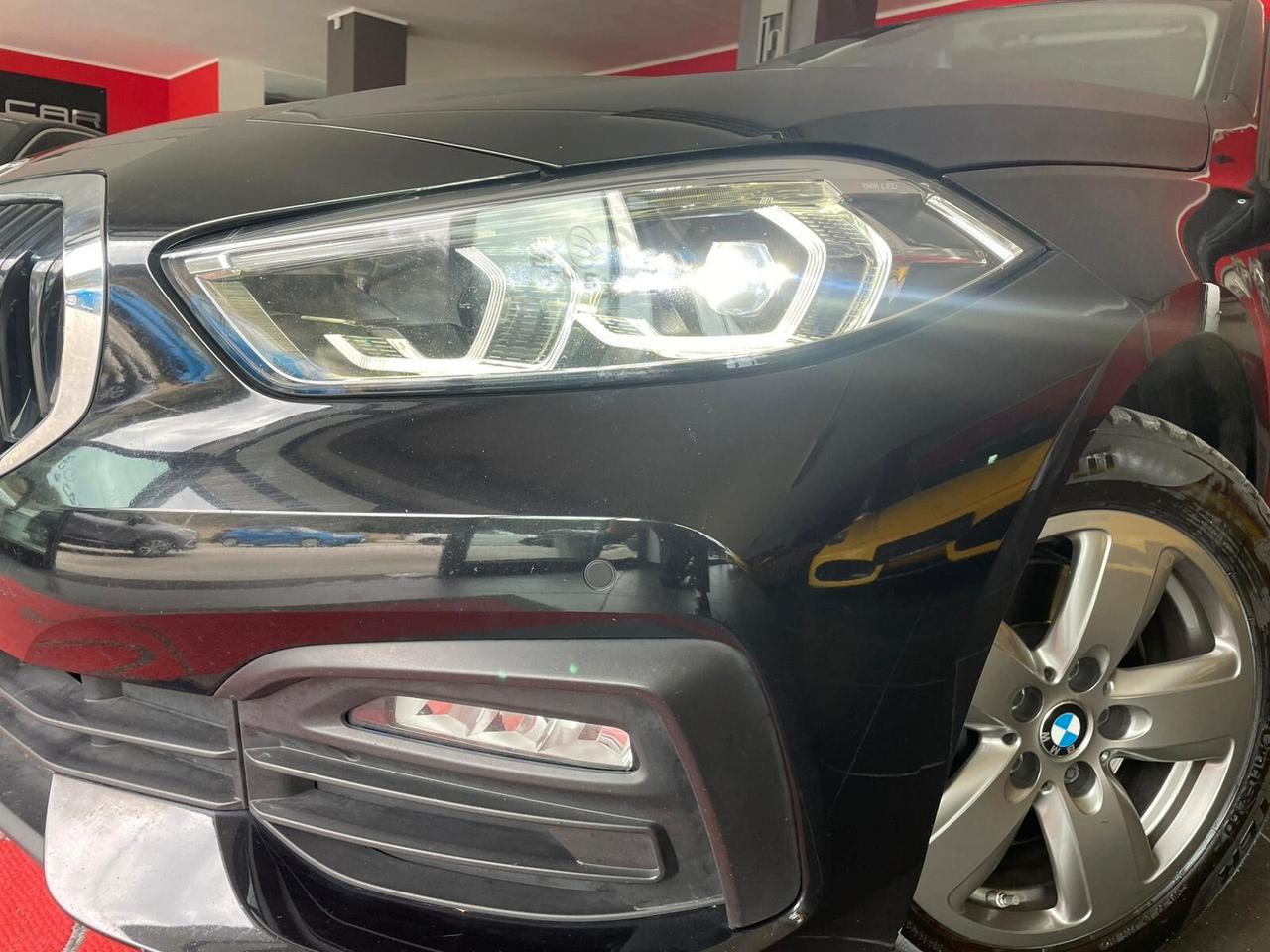 BMW 116d SPORT AUT 116cv