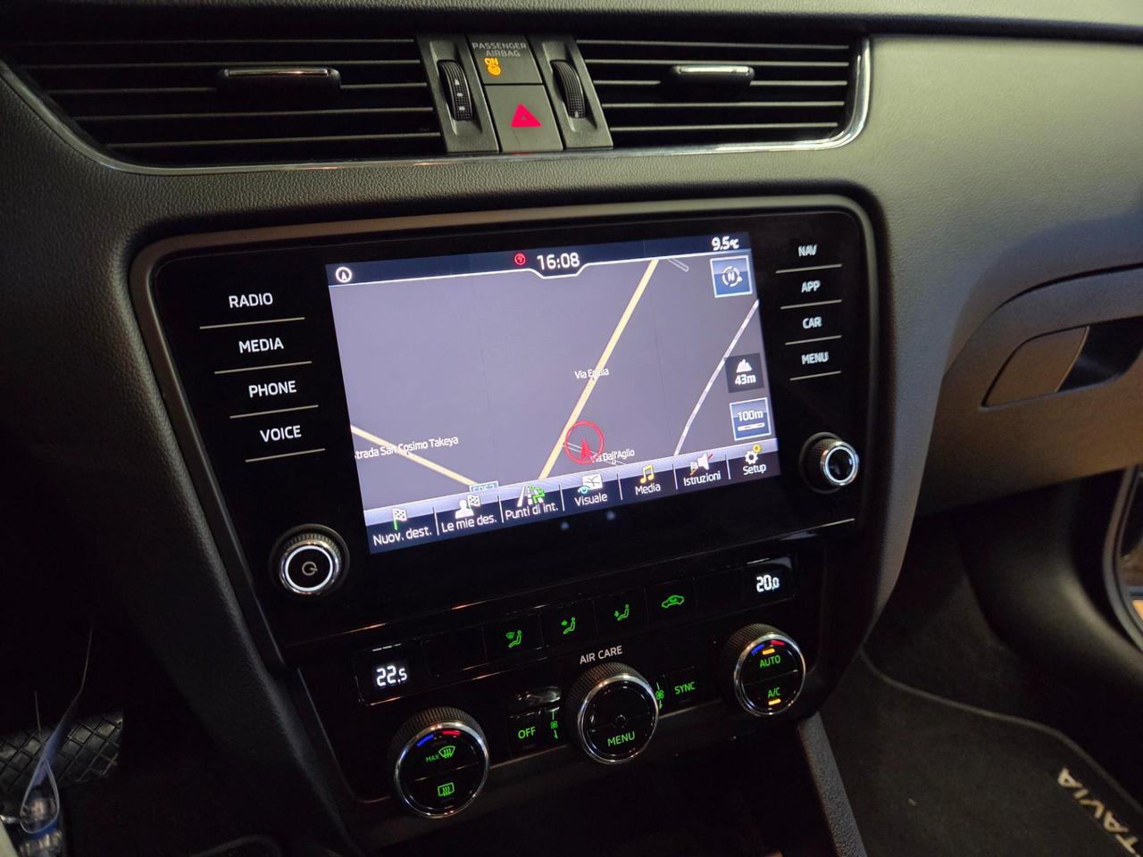 Skoda Octavia Wagon 1.6 tdi Executive 115cv dsg