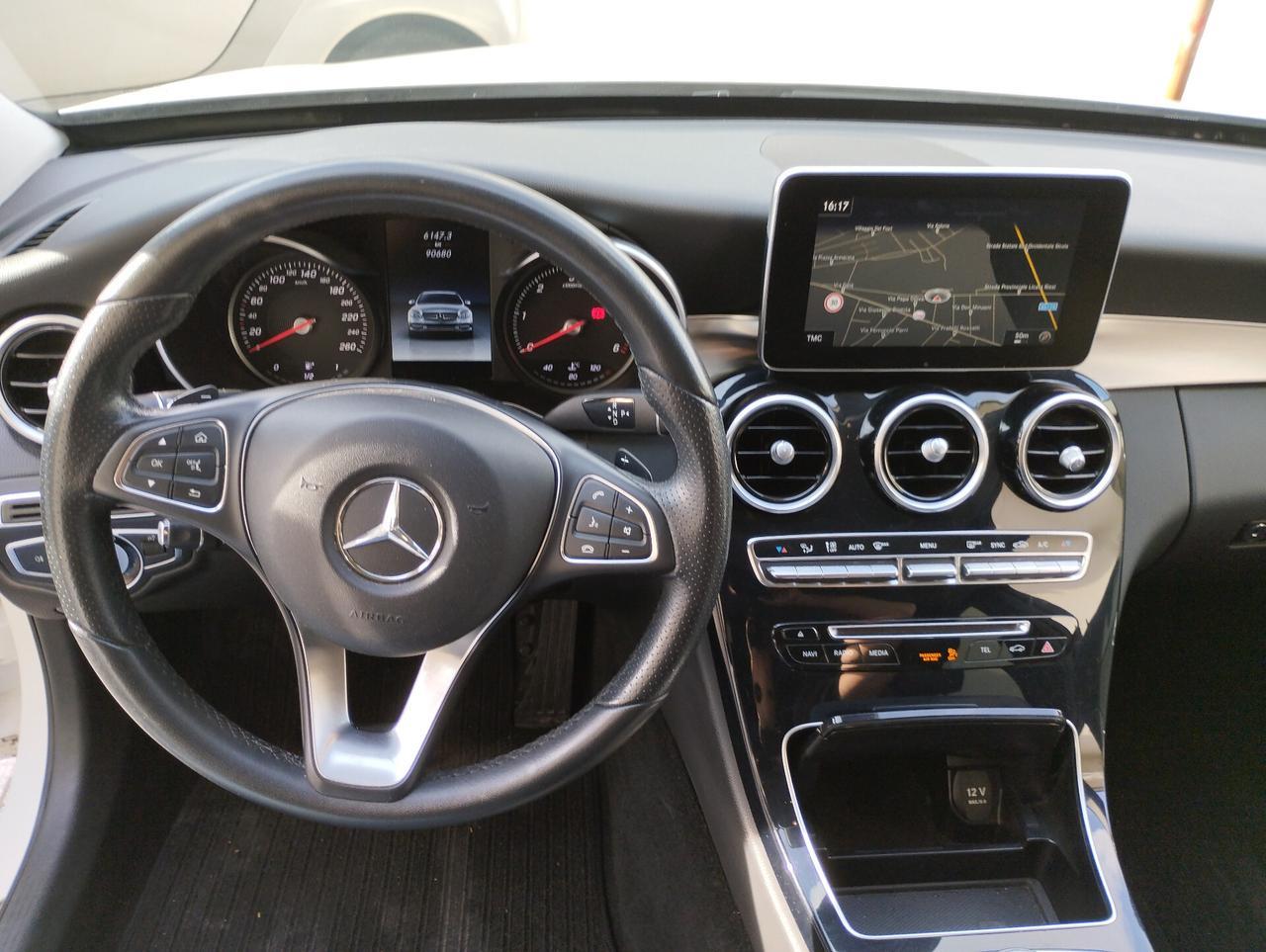 Mercedes-benz C 220 Premium