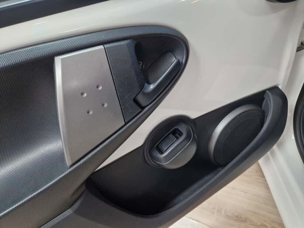 Toyota Aygo 1.0 EURO 5 neopatentati