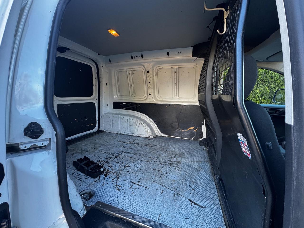 Volkswagen Caddy Pianale Ribassato 2.0 TDI 102 CV DSG Trendline