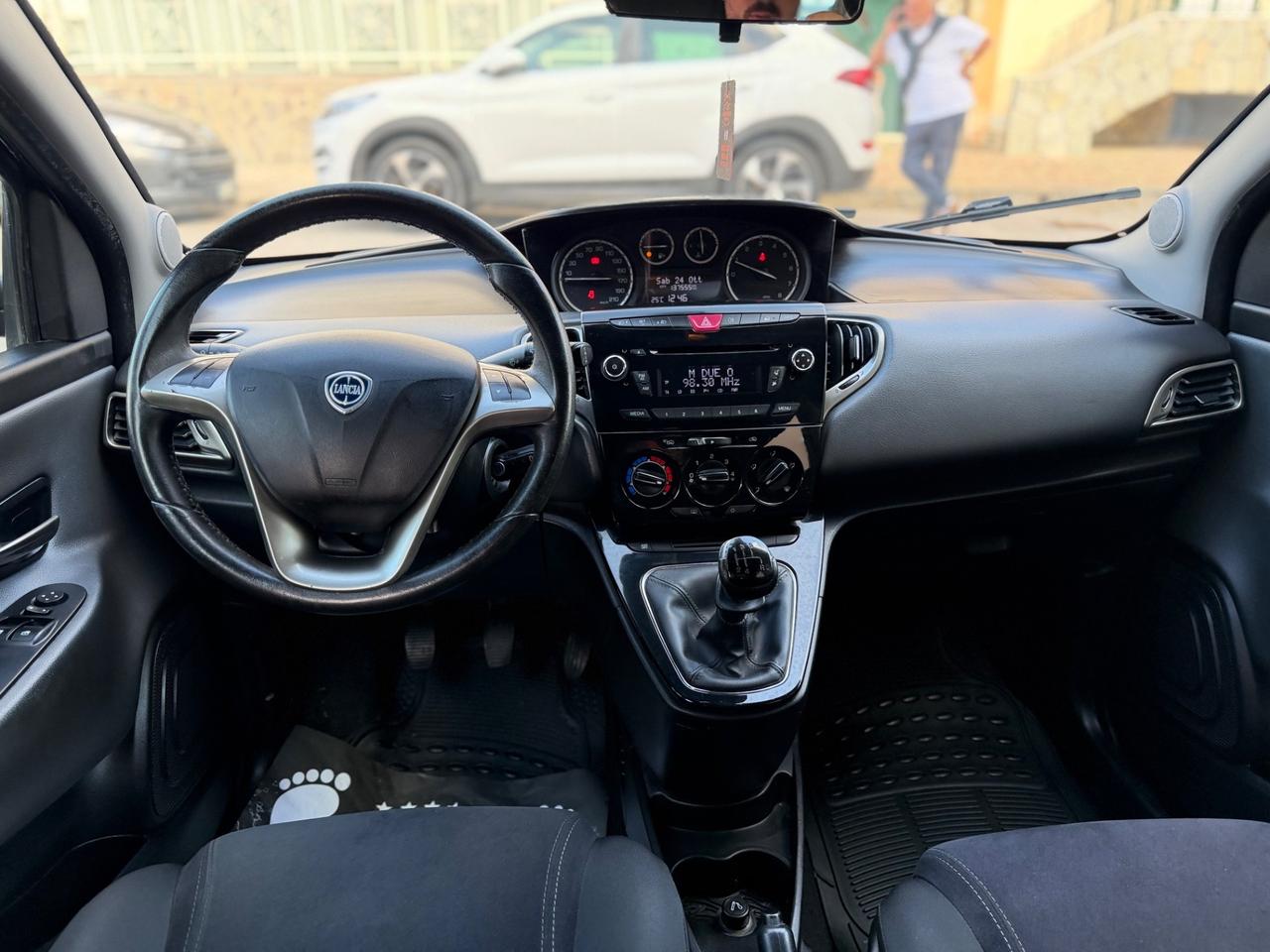 Lancia Ypsilon 1.2 69CV Elefantino