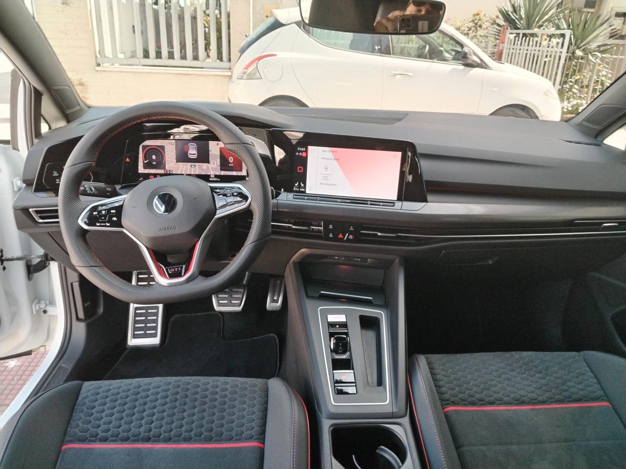 Volkswagen Golf GTI Golf 2.0 TSI GTI DSG