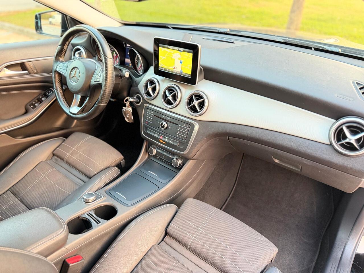 Mercedes-benz GLA 200 d Automatic NEOPATENTATI