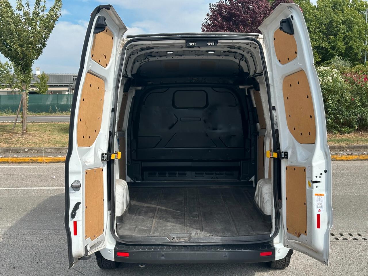Ford Transit Custom L1H2 2.0 EcoBlue 130 Cv Auto (Euro 6.2)
