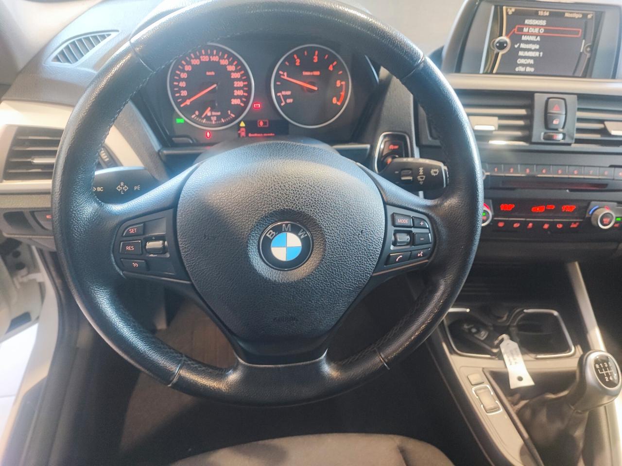 Bmw 118 118d 5p. Unique