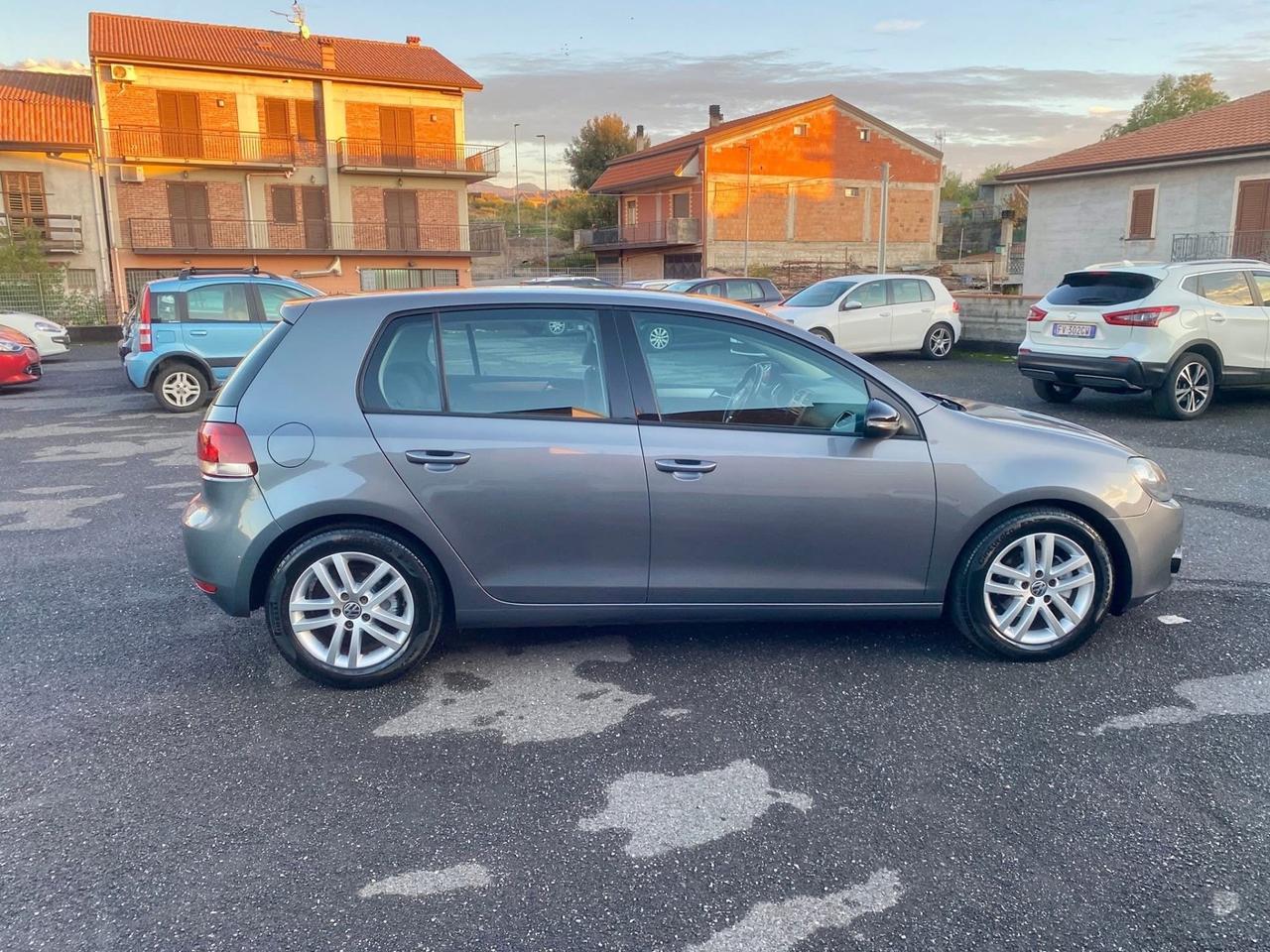 Volkswagen Golf 6 1.6 TDI 5p. Highline 2011