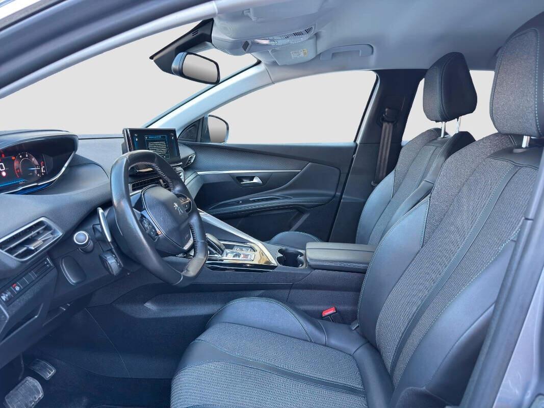 Peugeot 3008 BlueHDi 130 S&S EAT8 Allure 2022