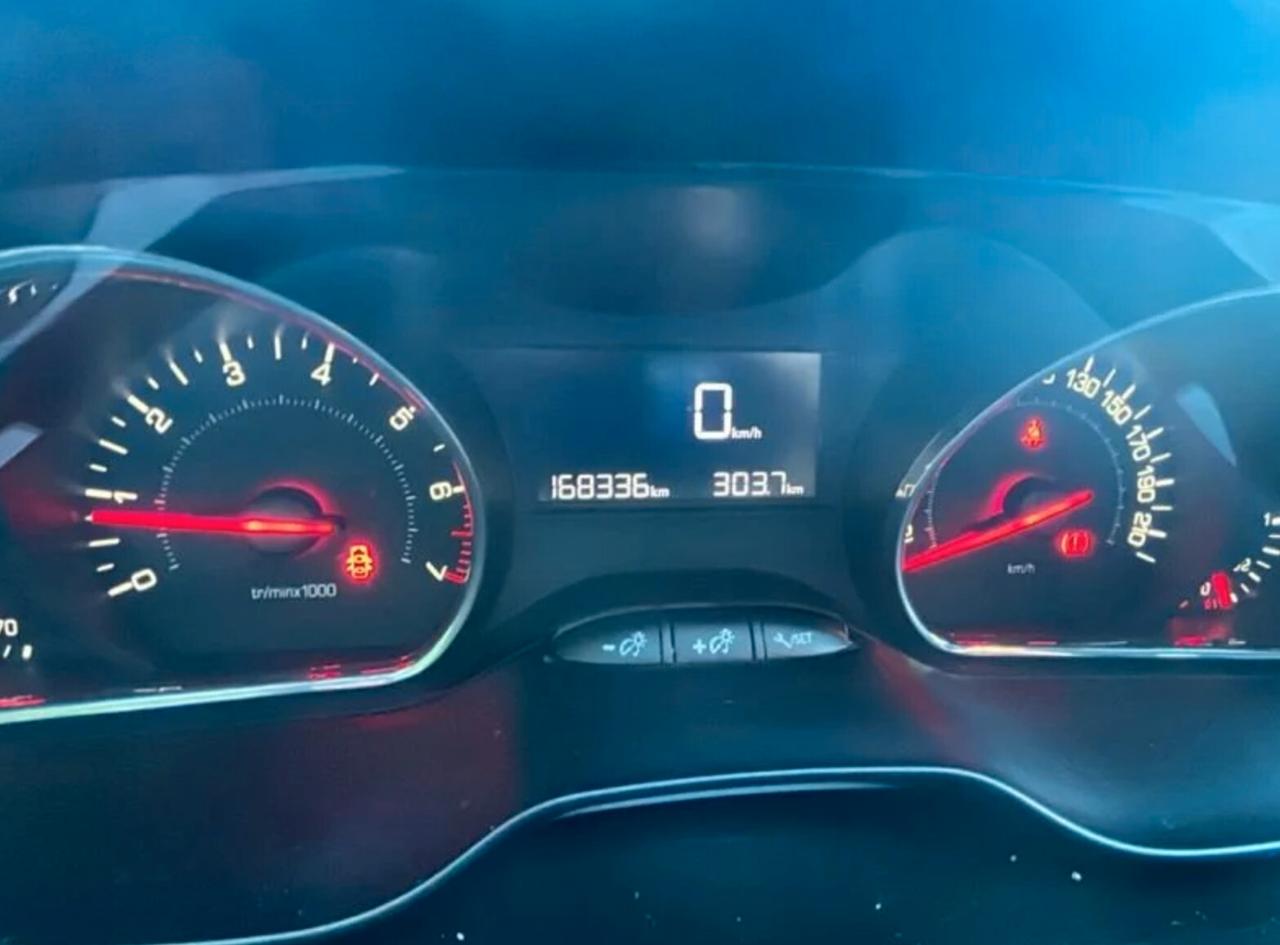 Peugeot 208 1.4 VTi 95 CV 5p. GPL Access