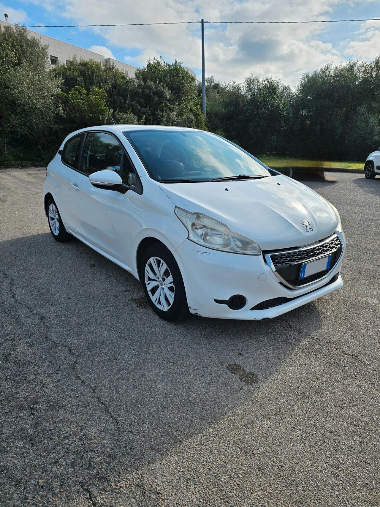 Peugeot 208 1.2 VTi 82 CV 3 porte Allure