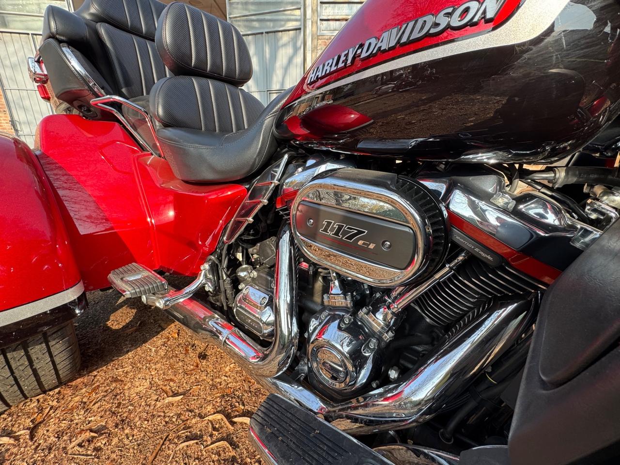 Harley-davidson Tri Glide CVO 117