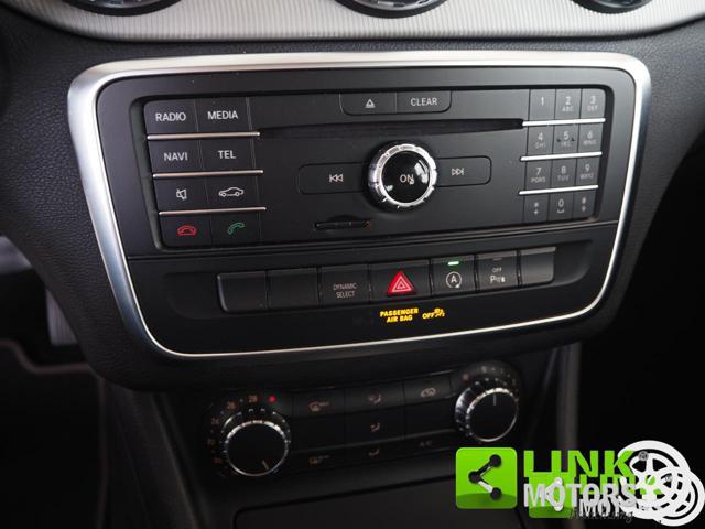 MERCEDES-BENZ GLA 200 d Sport autom