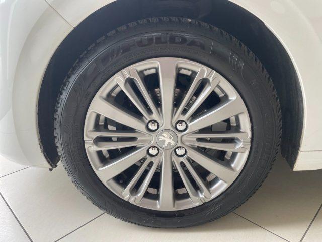PEUGEOT 208 PureTech 82 Stop&Start 5 porte Allure