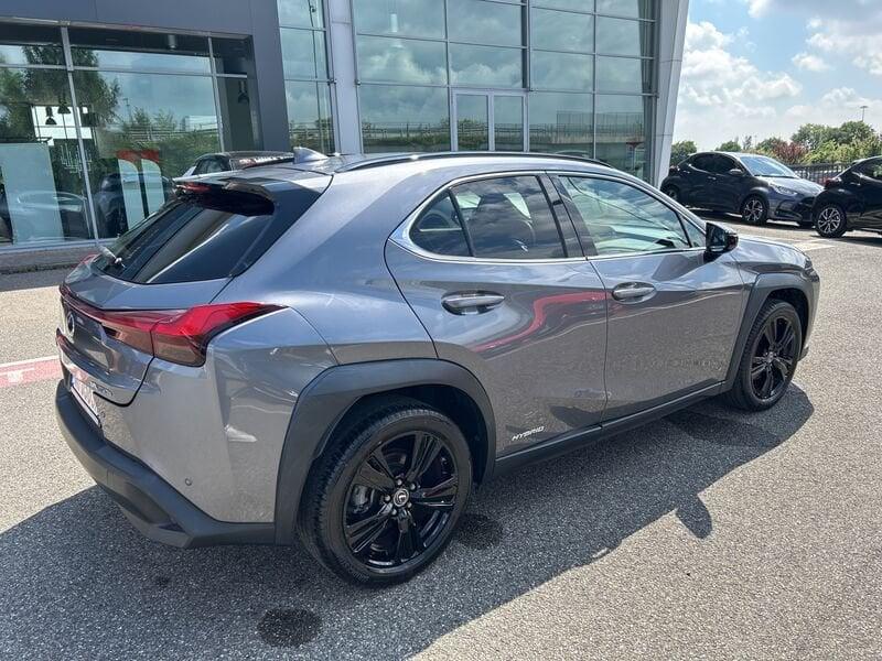 Lexus UX Hybrid Midnight