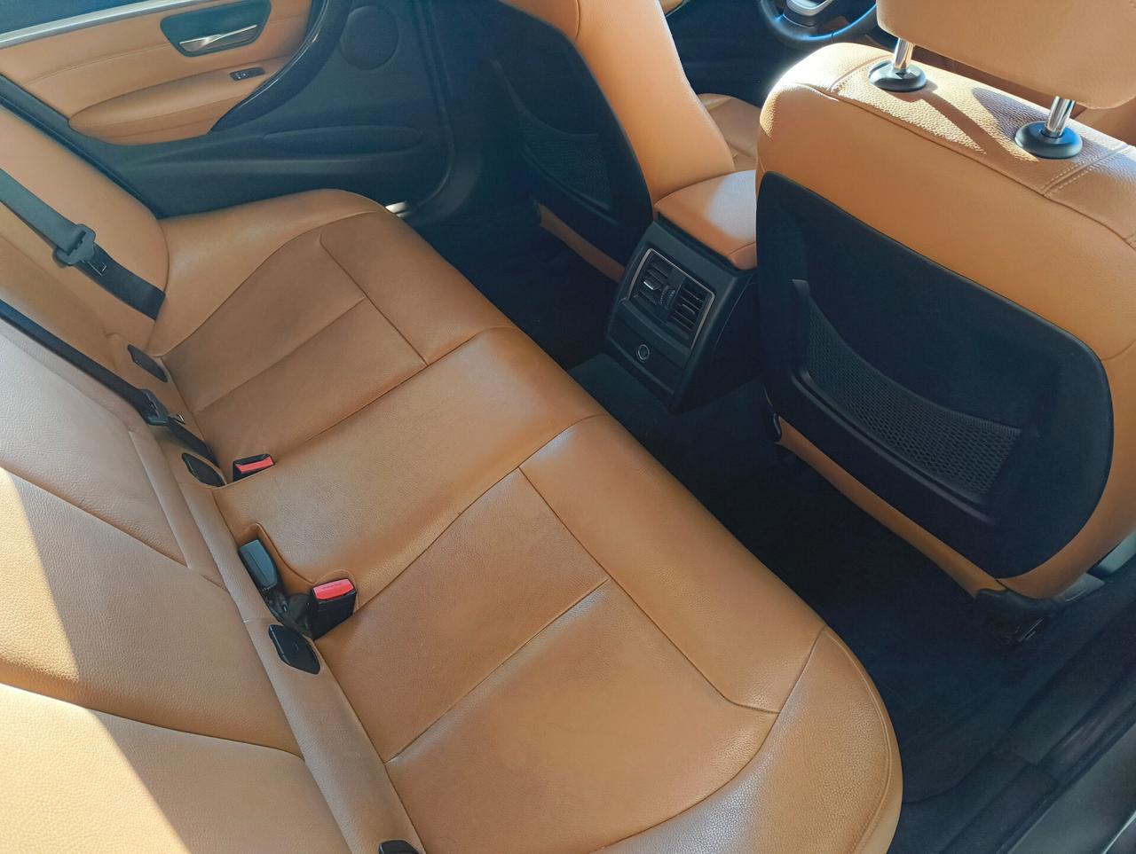 Bmw 320d xDrive Touring Luxury 190cv LED