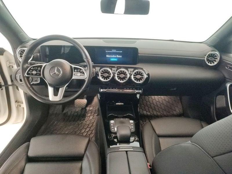 Mercedes-Benz CLA Shooting Brake 180 d Sport auto