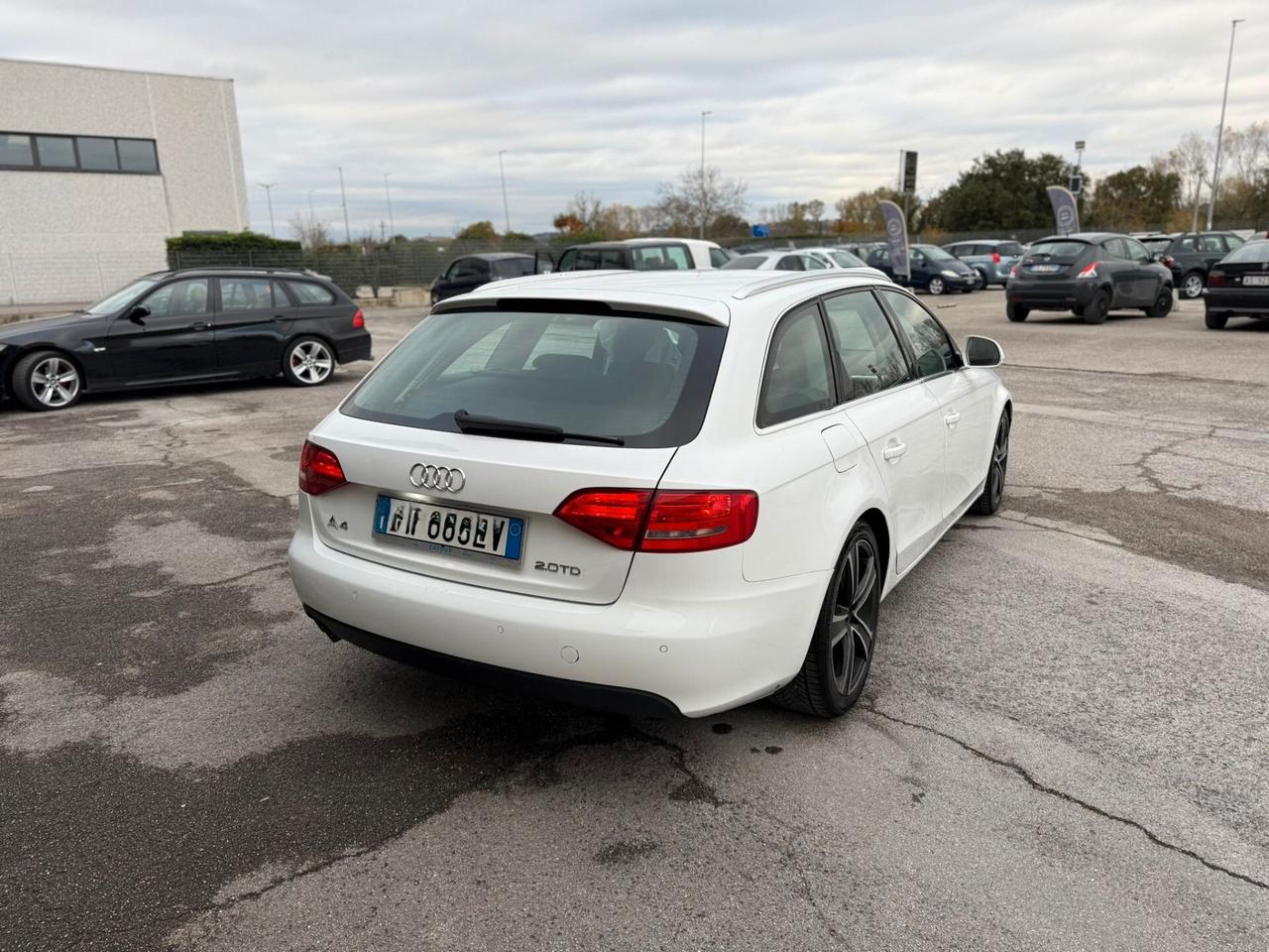 AUDI A4 2.0 TDI 2010 12 MESI DI GARANZIA