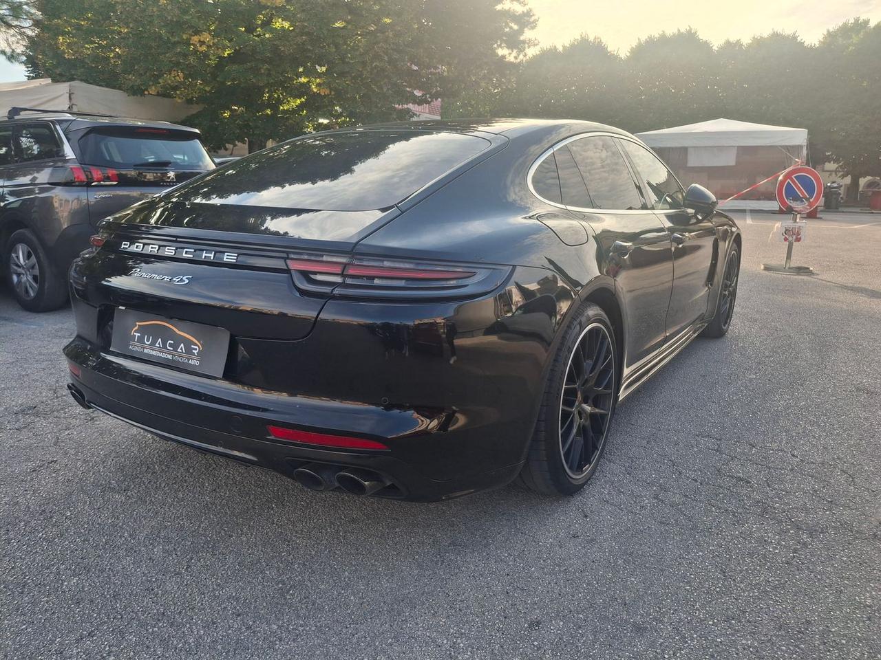 Porsche Panamera Executive #50369