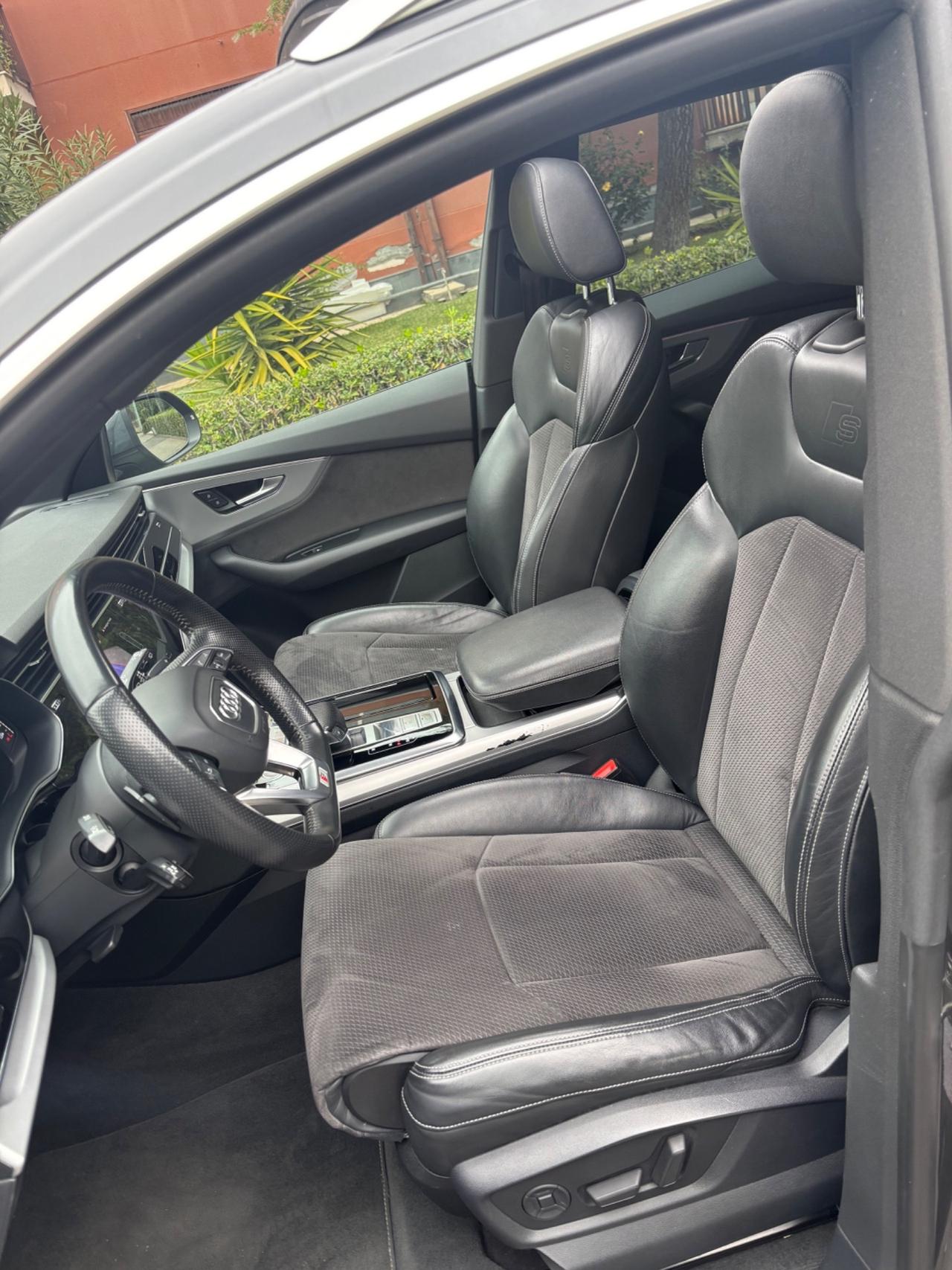 Audi Q8 50 TDI 286 CV SLINE FULL OPTIONAL