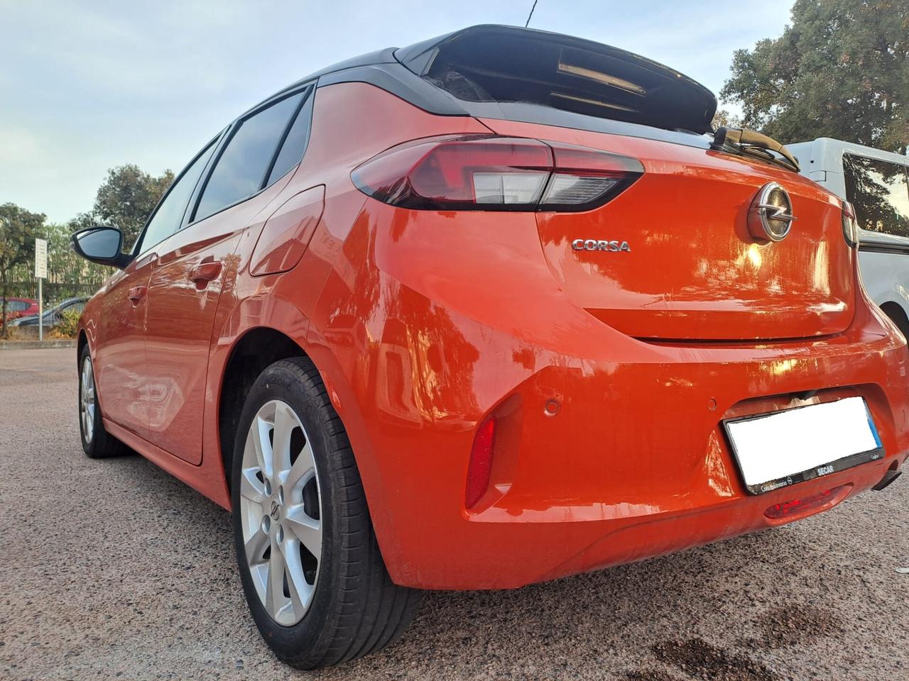 Opel Corsa 1.2 Elegance GARANITA