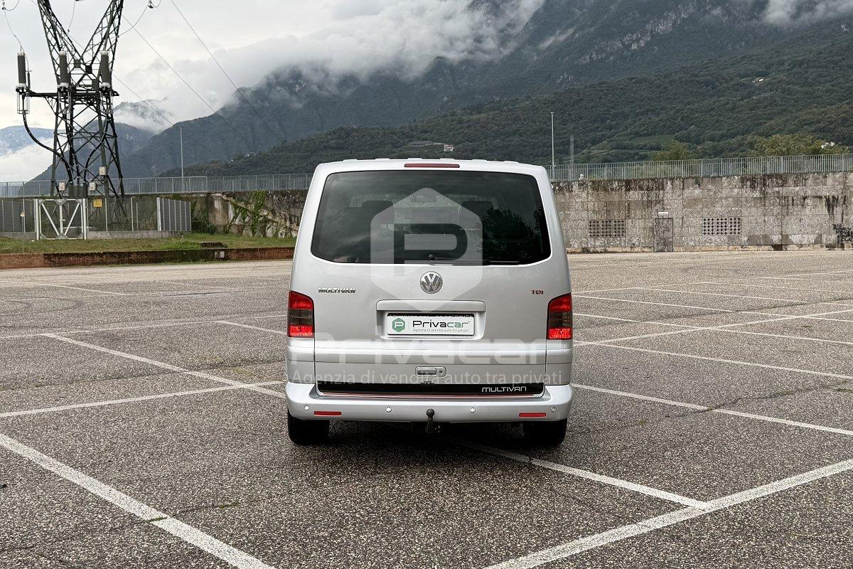 VOLKSWAGEN Multivan 2.5 TDI/174CV Highline
