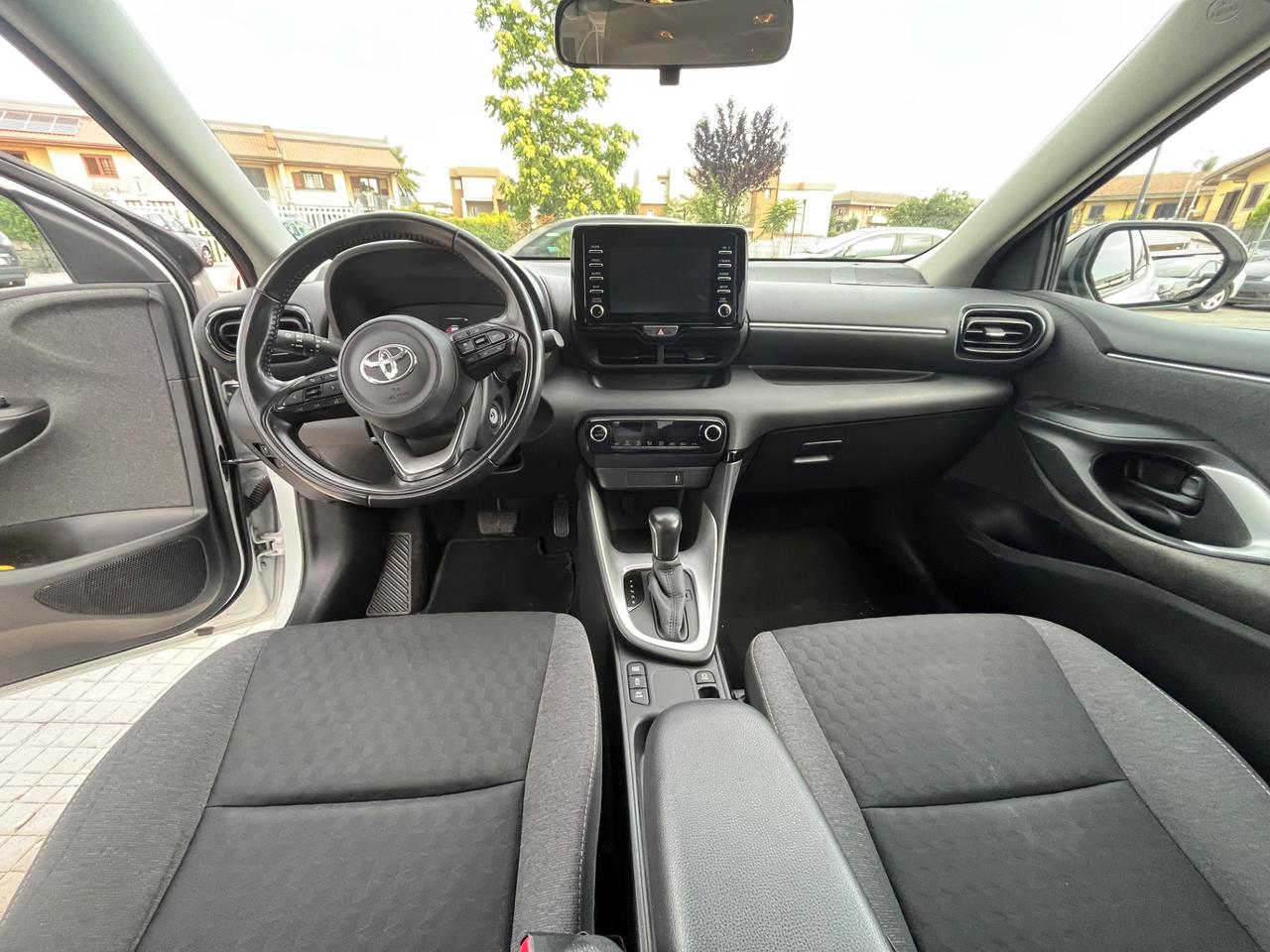 Toyota Yaris 1.5 Hybrid 5 porte Lounge