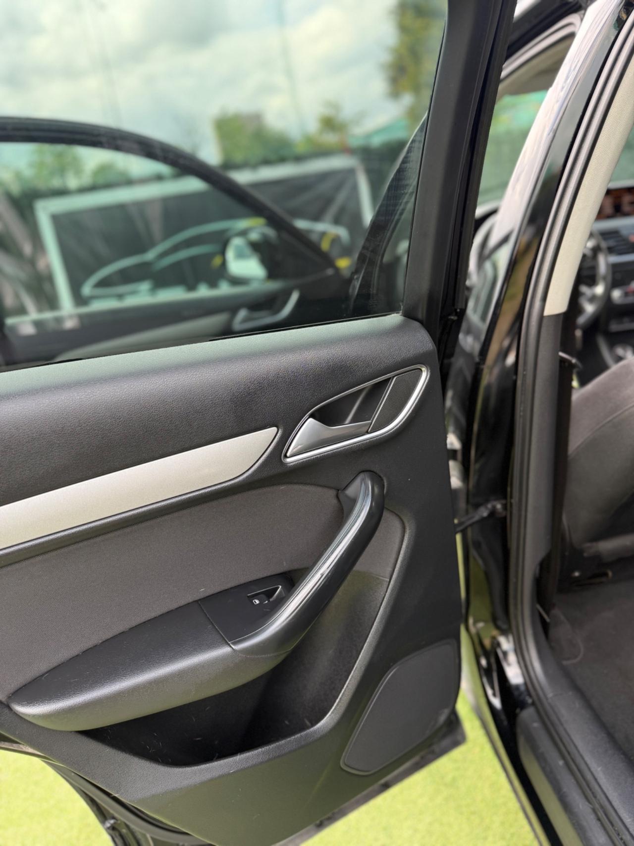 Audi Q3 2012 2.0 TDI MANUALE NEOPATENTATI