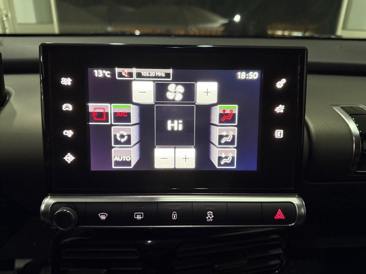 Citroen C4 Cactus BlueHDi100cvSHINE AIRBUMP DA VETRINA2017