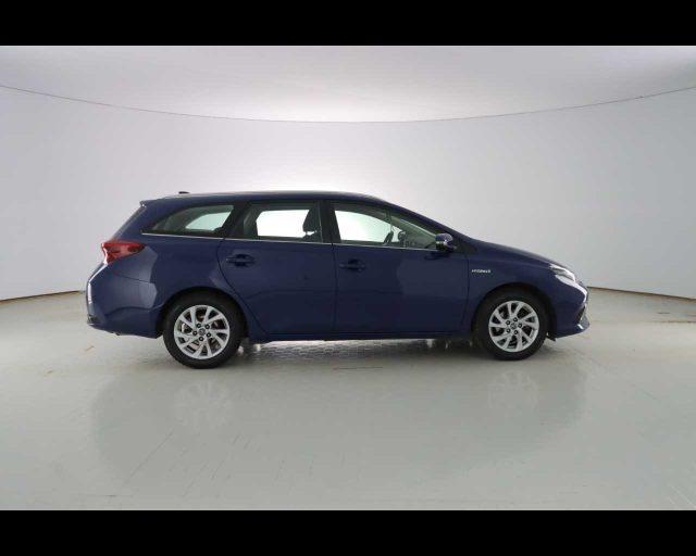 TOYOTA Auris Touring Sports 1.8 Hybrid Business