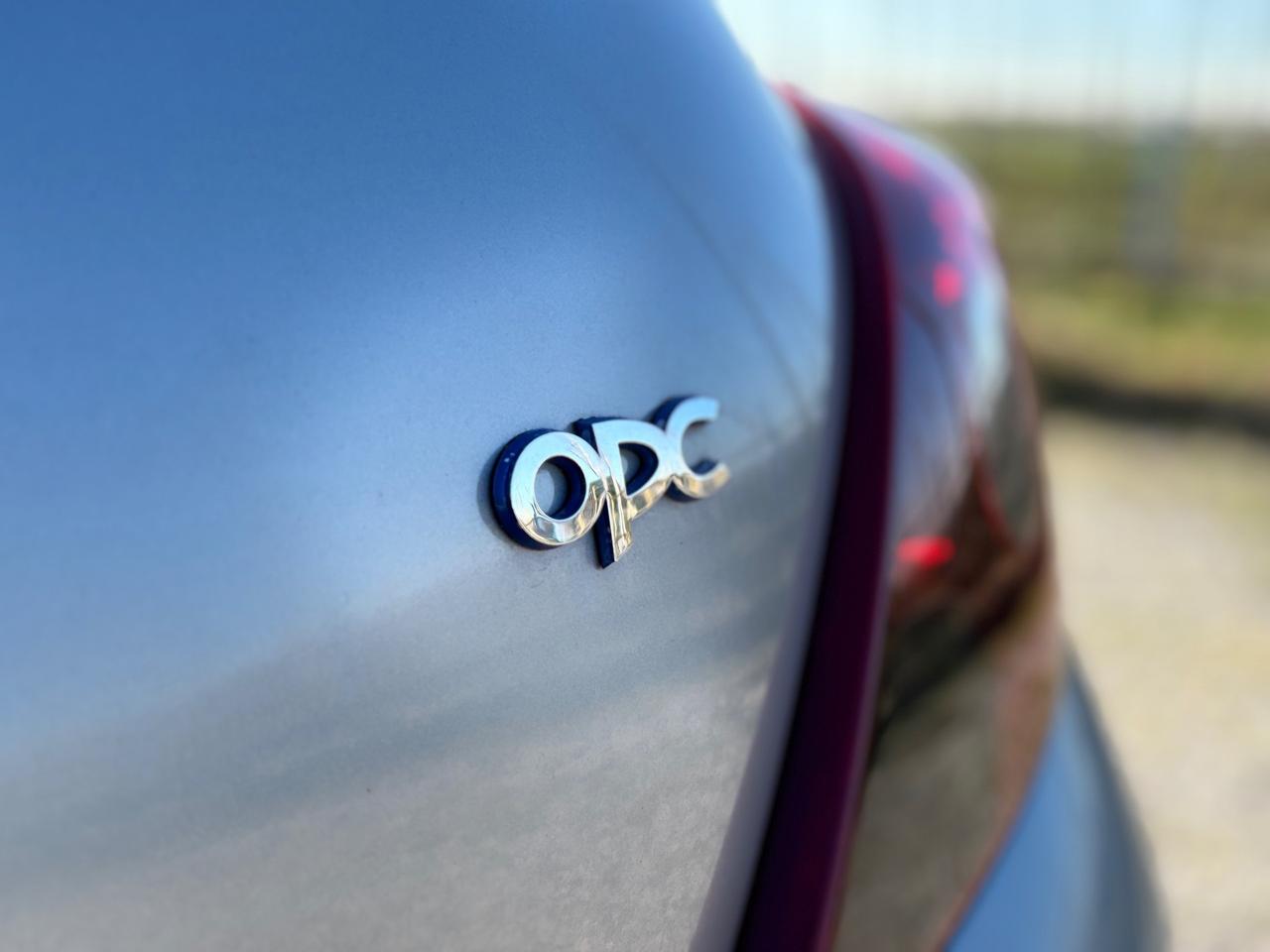 Opel Corsa 1.6 T 192CV 3 porte OPC