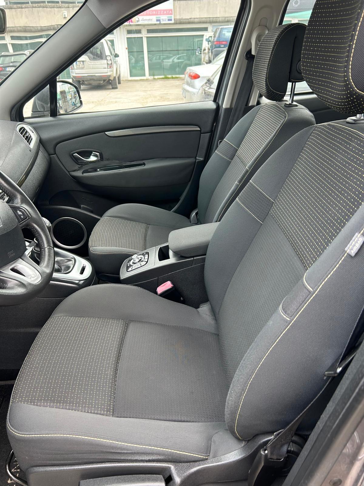 Renault Scenic Scénic X-Mod 1.4 TCe Luxe 5 porte ok neo patentati