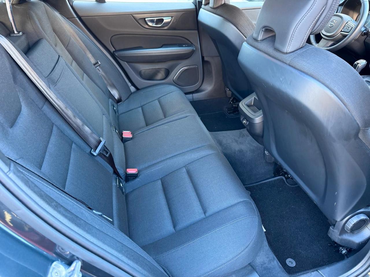 Volvo V60 D3 Business Plus*EURO6*NAVI*CERCHI