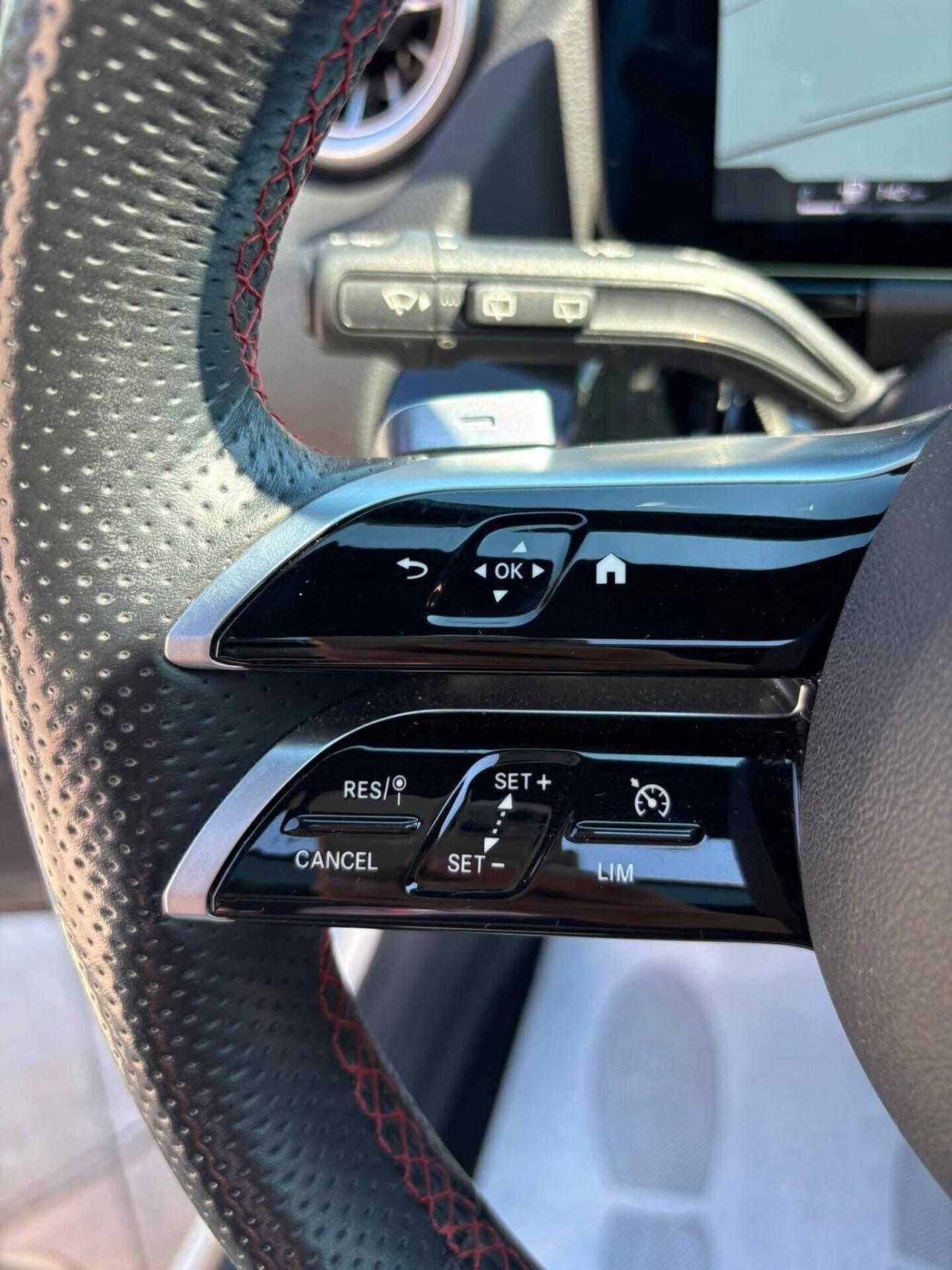 Mercedes-benz GLA 200 d Automatic Advanced ^'^