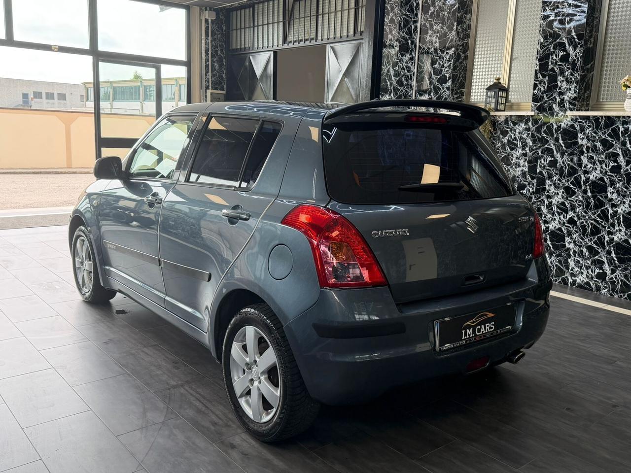 Suzuki Swift 1.3 4x4 5p. GL