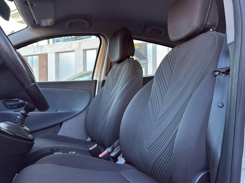 Lancia Ypsilon Ypsilon 1.0 FireFly 5 porte S&S Hybrid Gold