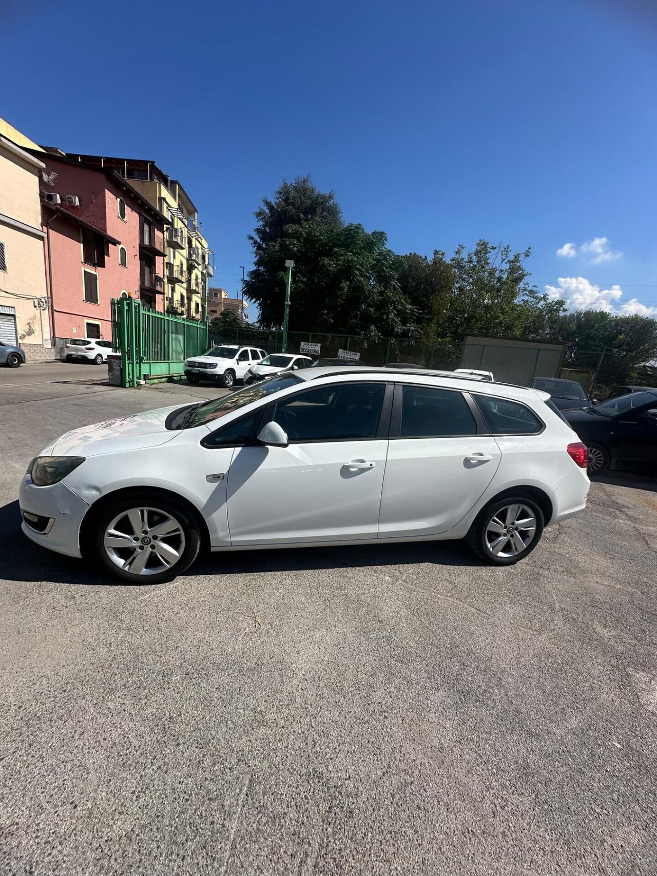 Opel Astra 1.7 CDTI 110CV Sports Tourer Cosmo