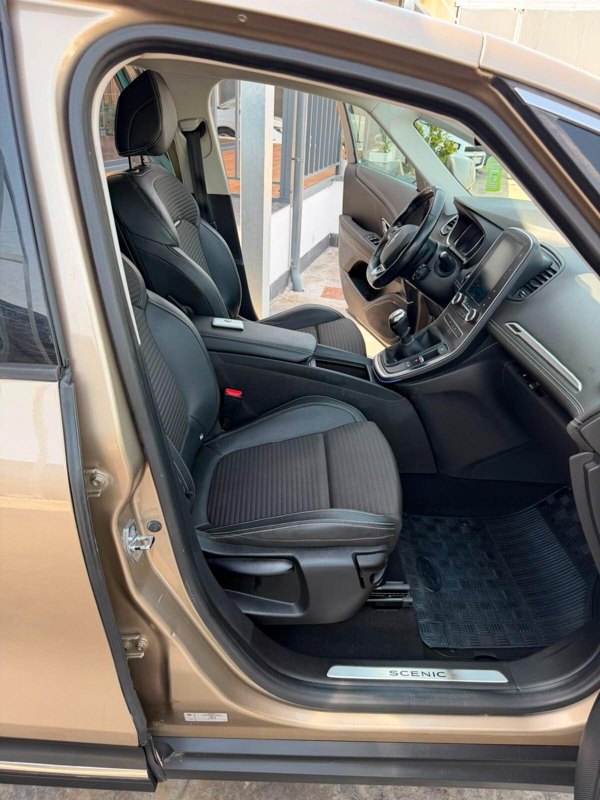 Renault Scenic Scénic dCi 8V 110 CV Energy Bose