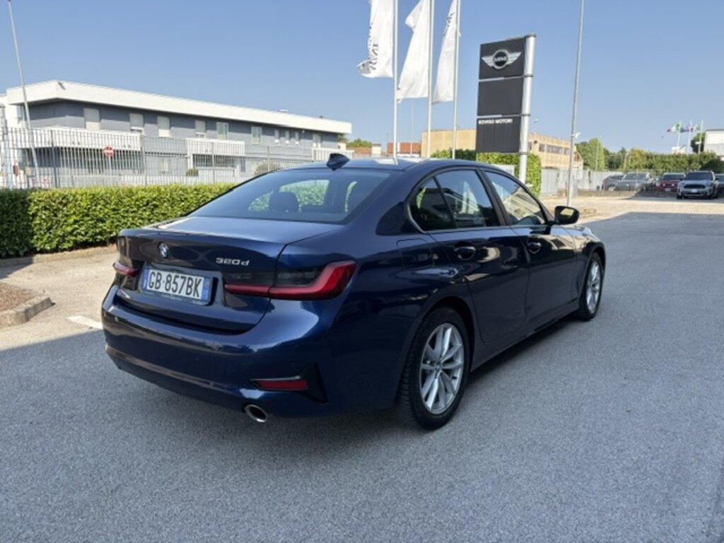 BMW Serie 3 Berlina 320 d Mild Hybrid 48V Steptronic